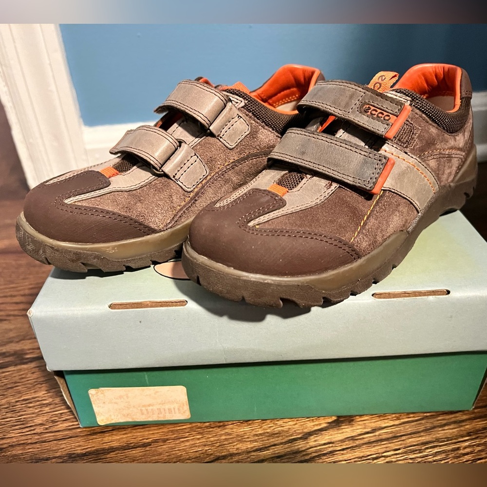 Boys Ecco shoes euro size 32 us size 1